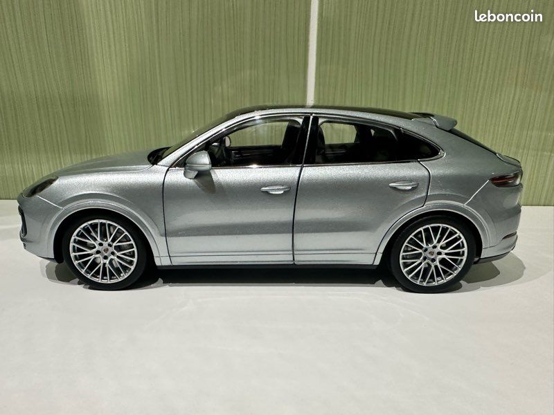 Porsche Cayenne Turbo - Motormax 1:18 Diecast - México