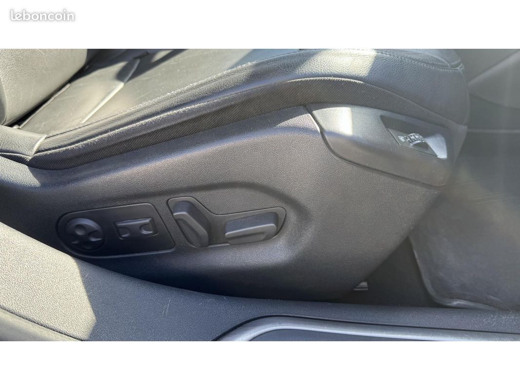 CITROEN C5 2.7 V6 HDi 24V BVA Exclusive (image 16)