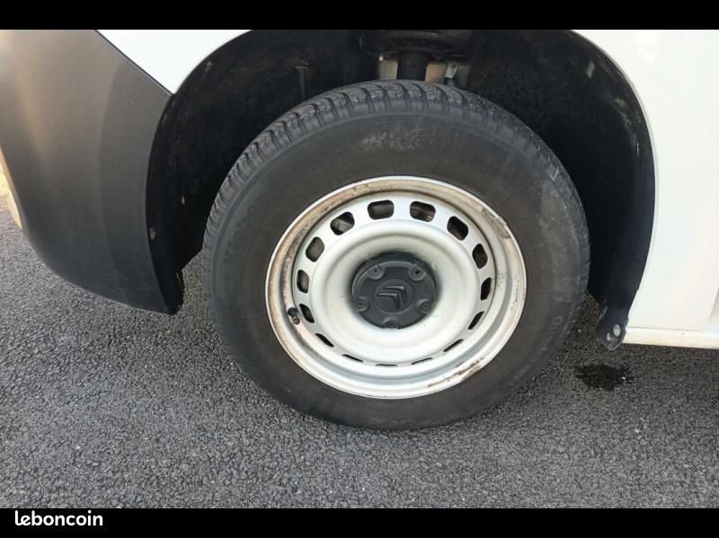 Citroen Berlingo Van M 650kg BlueHDi 100ch S&S Cabine Extenso 3 places Pack Driver Connect (image 25)
