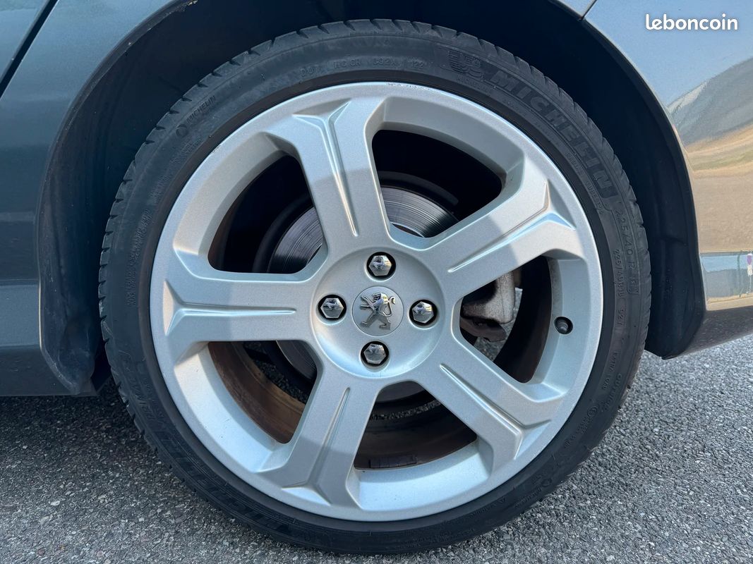PEUGEOT 308 1.6 THP 200ch GTi (image 27)