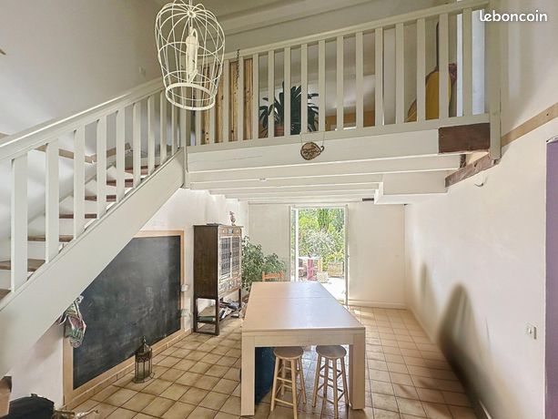 Propriété 4 pièces 90 m²