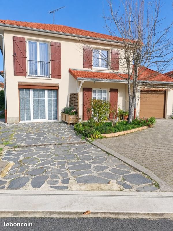 Maison 5 pièces 119 m² · à Cournon-d'Auvergne · 119 m² · 294 000 €