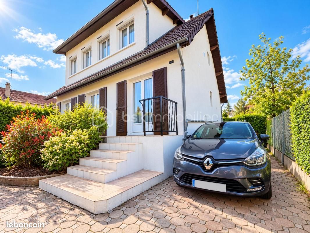 Maison 5 pièces 115 m² · à Sainte-Geneviève-des-Bois · 115 m² · 335 000 €