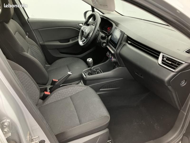 Renault Clio 1.0 TCe 90ch Equilibre (image 16)