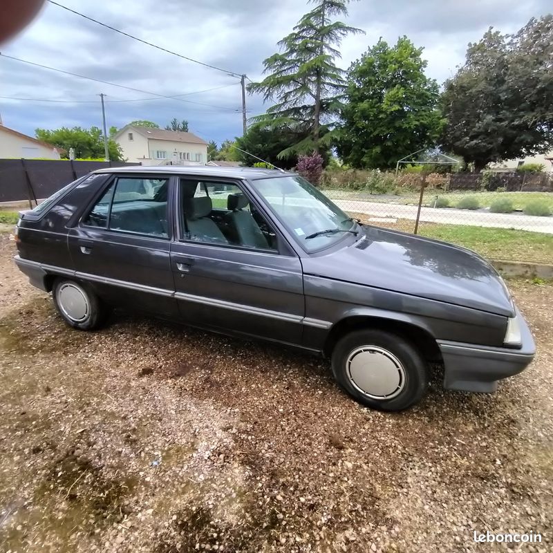 Voiture collection (image 1)