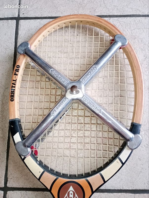 Raquette de tennis vintage (image 3)