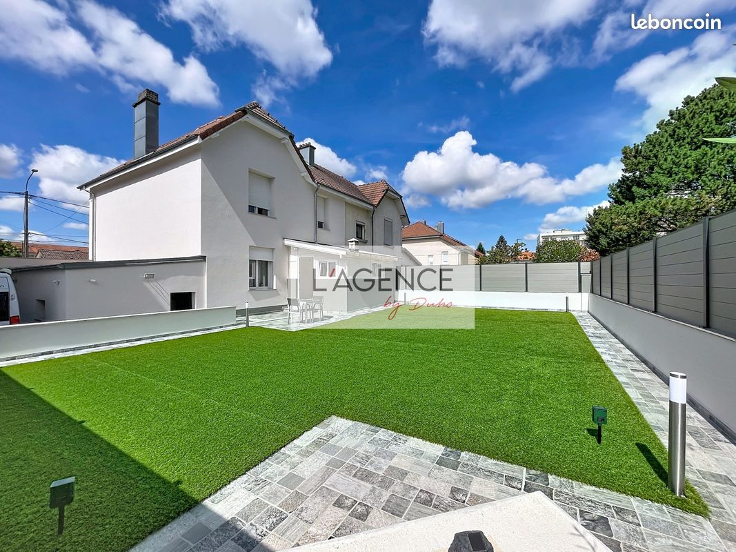 Maison 7 pièces 142 m² · à Longwy · 142 m² · 388 000 €