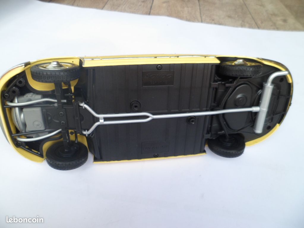 VOITURE MINIATURE COLLECTION 1/18 Panhard PL17 Solido EUR 30,00 - FR