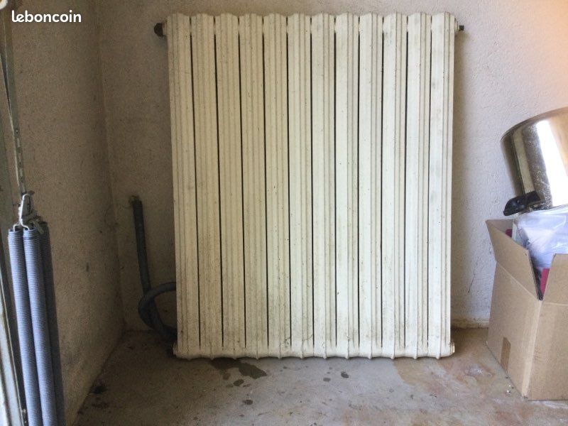 Radiateur en fonte (image 1)