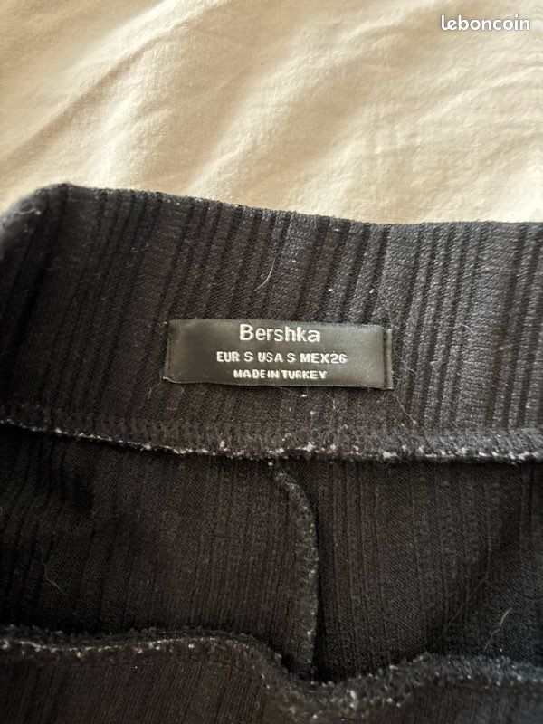 Pantalon fluide noir « Bershka » (image 3)