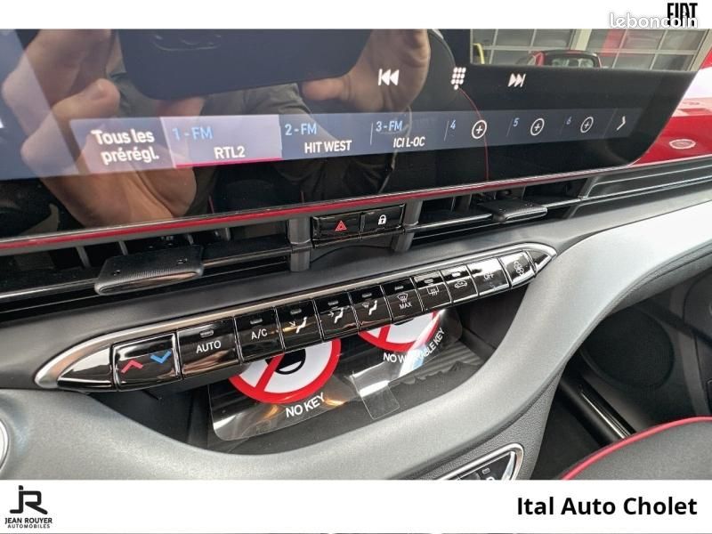Fiat 500 500e 118ch 3+1 Red pack style et confort ( aide CEE de 4800 déjà déduite) (image 18)
