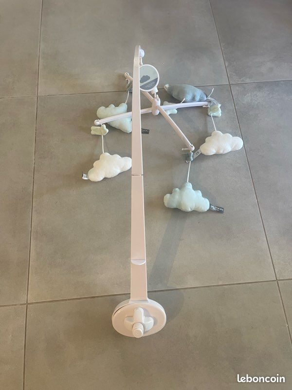 Mobil musical bébé (image 3)