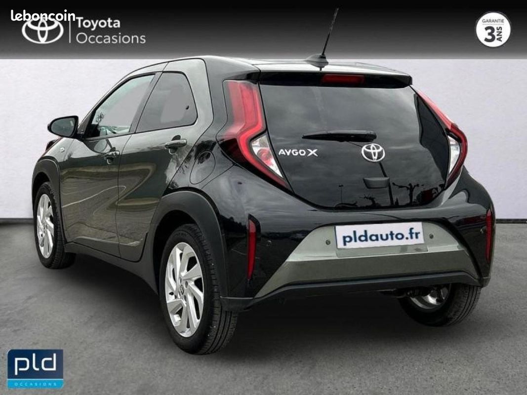 Toyota Aygo X 1.0 VVT-i 72ch Design S-CVT (image 6)