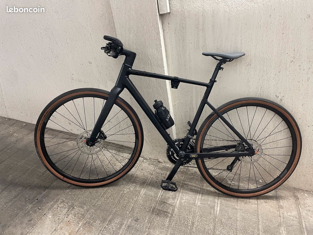 Vélo Scott Metrix 30 (image 1)