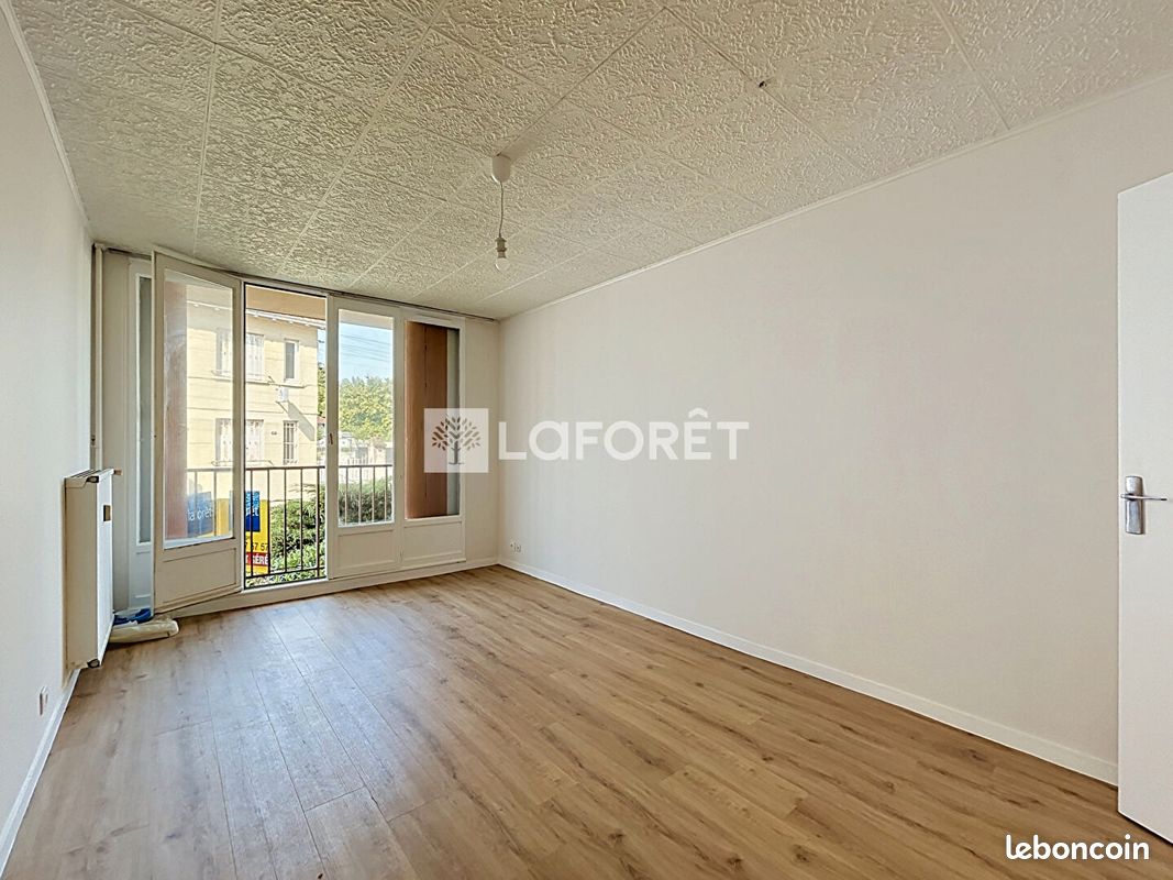Appartement 1 pièce 32 m² · à Limoges · 32 m² · 440 €/mois