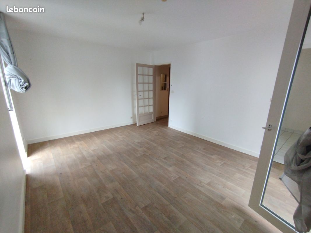 Appartement 1 pièce 30 m² · à La Riche · 30 m² · 450 €/mois