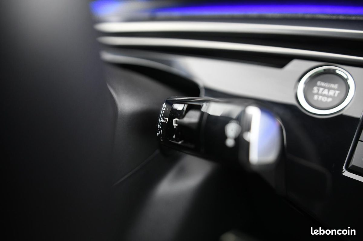 PEUGEOT 3008 Plug-in Hybrid 195 e-DCS7 GT FULL (image 25)