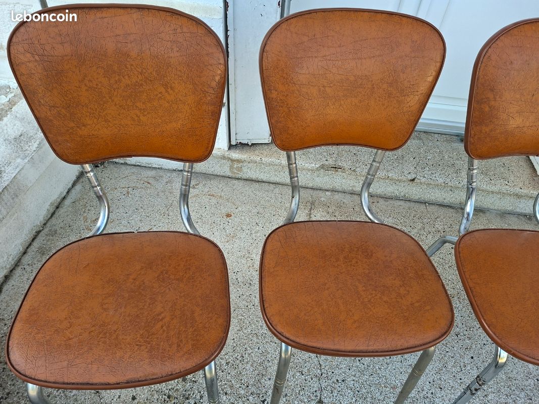 4 chaises vintages (image 7)