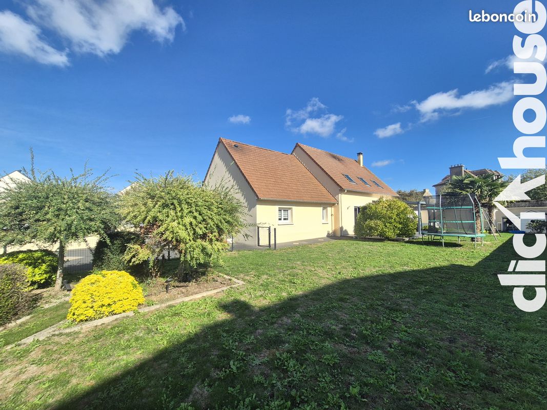 Maison 8 pièces 151 m² · à Hérouvillette · 151 m² · 399 000 €