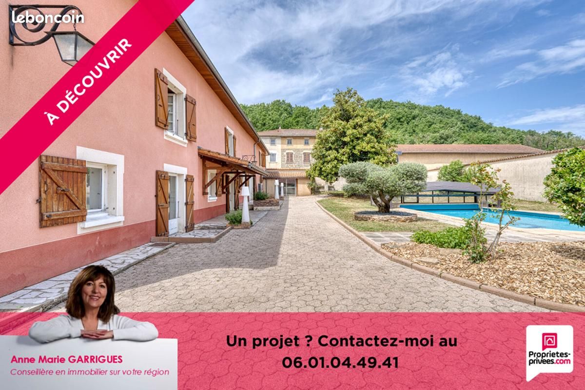 Maison 5 pièces 257 m² · à Oytier-Saint-Oblas · 257 m² · 589 000 €