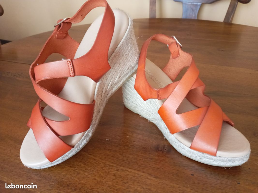 Chaussures cuir femme neuves (image 2)