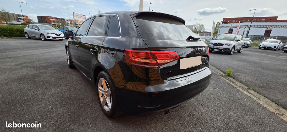 AUDI A3 Sportback 30 TFSI 116 (image 3)