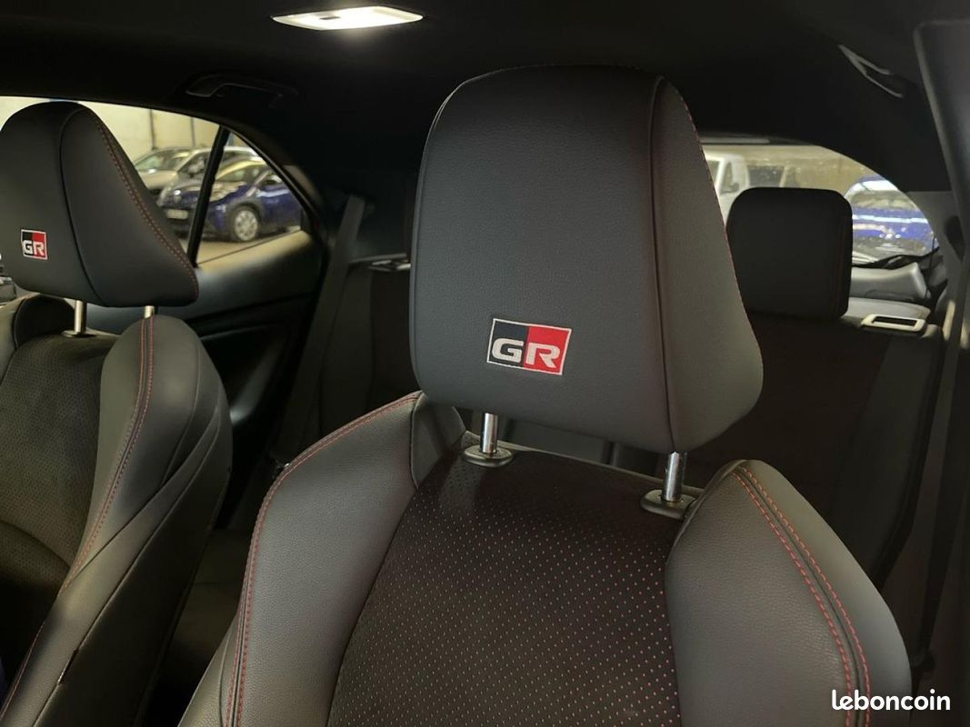 Toyota Yaris Cross 130h GR Sport MC24 (image 30)