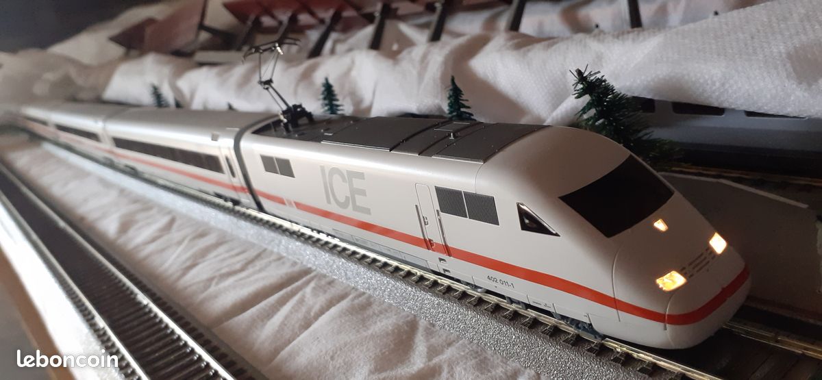 ROCO ÉCHELLE HO MOTRICE ICE 402 027-7 DE LA DB