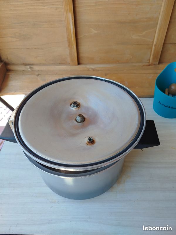 Cocotte Minute SEB 8L Aluminium Bleu Pastel - Vintage 1998, Rare, Fonctionnelle