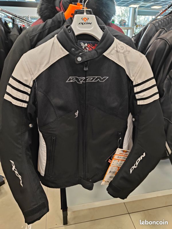 Equipement Moto Femme Veste Moto Occasion Blouson Moto En Cuir