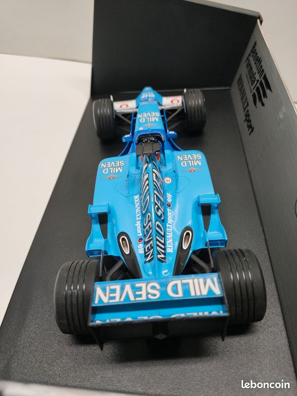 Miniature F1 Benetton Renault B201 – Échelle 1/18 – Minichamps 100010008 – Button