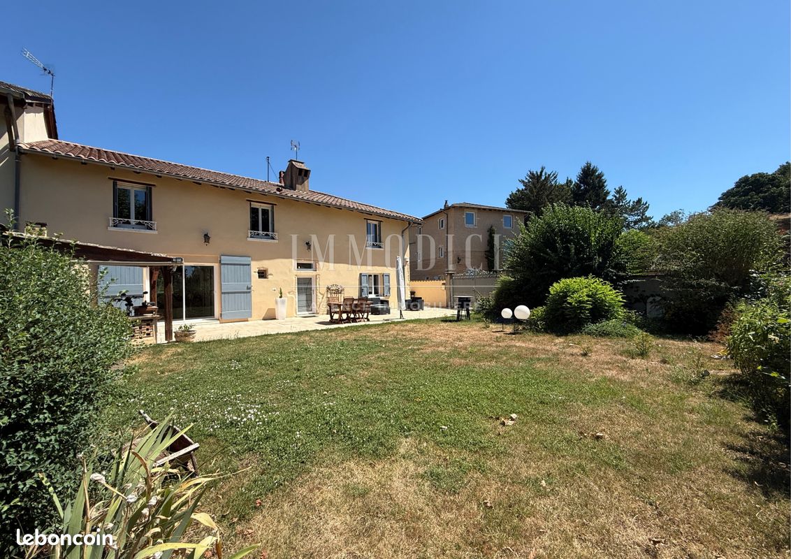 Maison 4 pièces 124 m² · à Mogneneins · 124 m² · 369 000 €