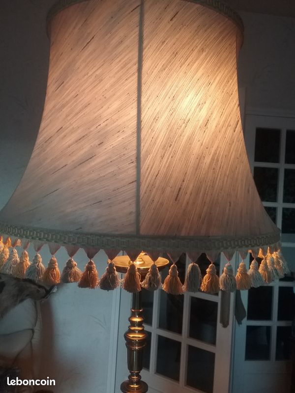 Lampadaire classique pied laiton doré (image 5)