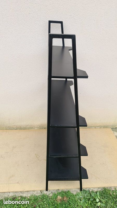 Etagère noire en fer et bois (image 3)