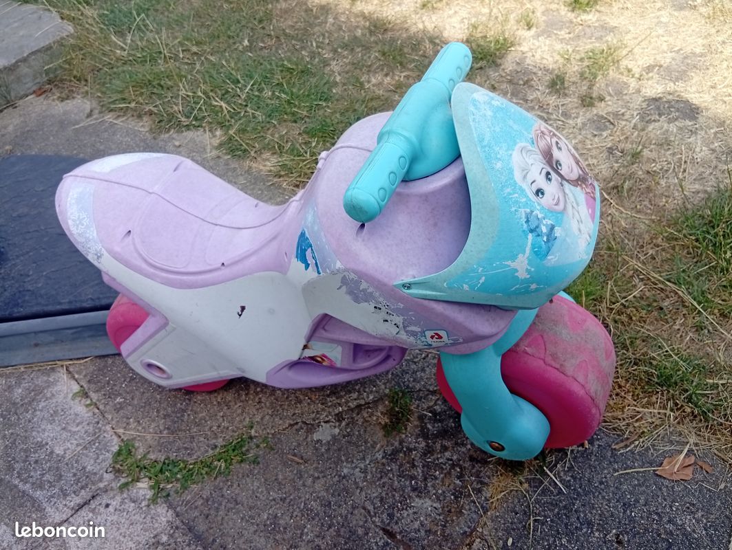 Moto enfant reine des neiges (image 3)