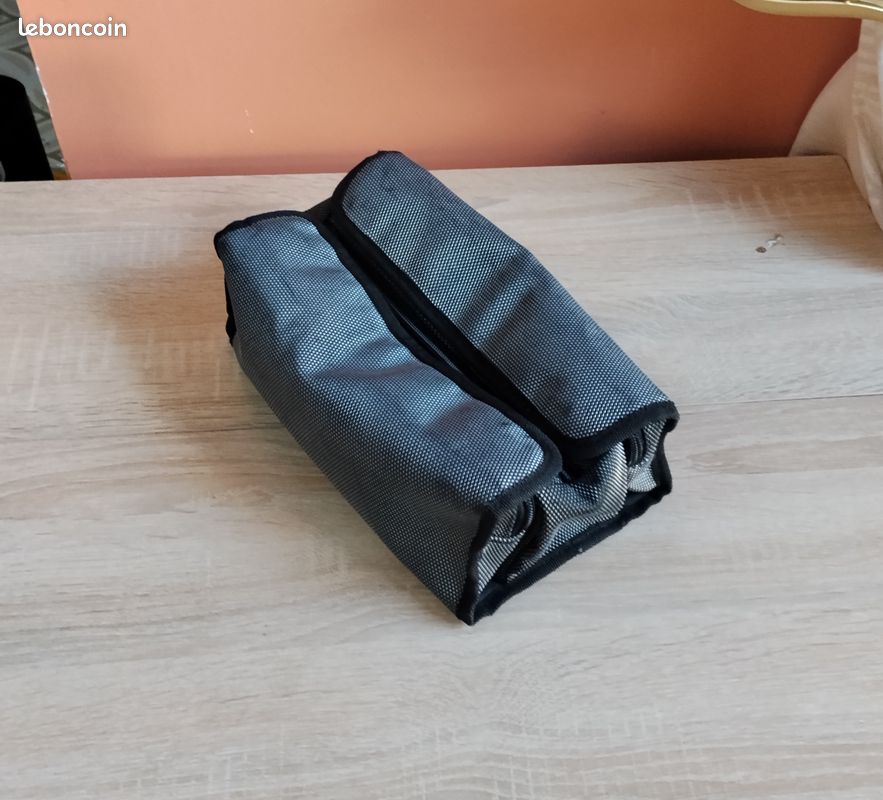 Trousse de toilette (image 1)