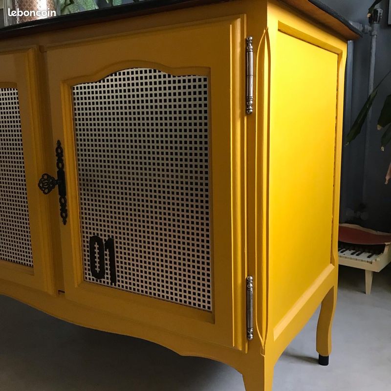 Petit meuble jaune rétro (image 2)