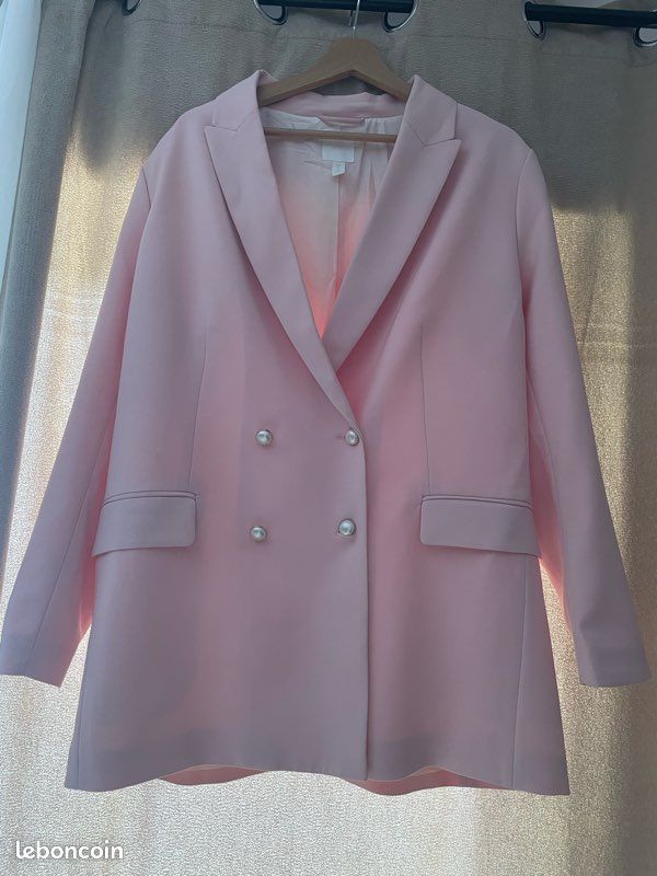 Vends vestes costume, gilets , manteaux femmes (image 4)