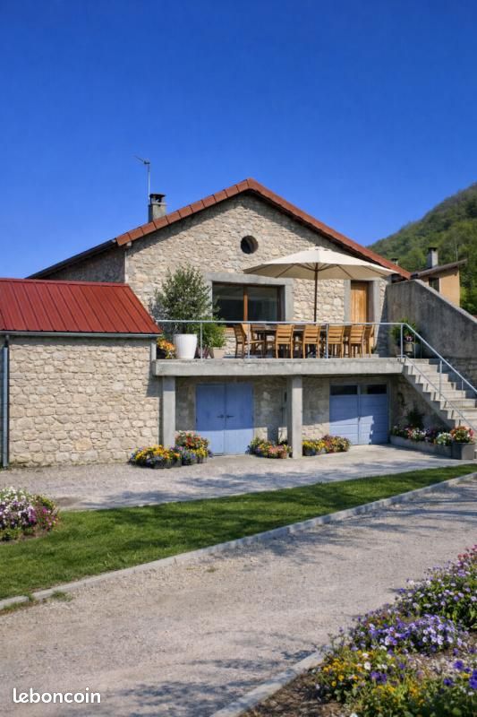 Maison 4 pièces 110 m² · à Saint-Égrève · 110 m² · 295 000 €