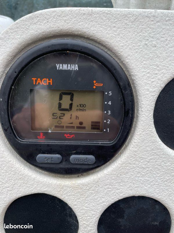 Yamaha 150 HPDI 2T 150cv - moteur serré pour pièces ou réparation (image 2)