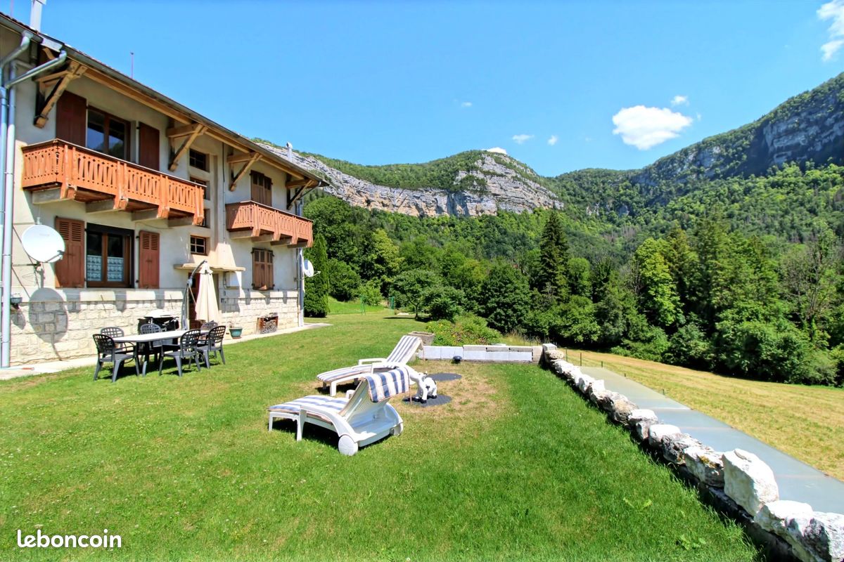 Maison 9 pièces 218 m² · à Vulvoz · 218 m² · 349 000 €