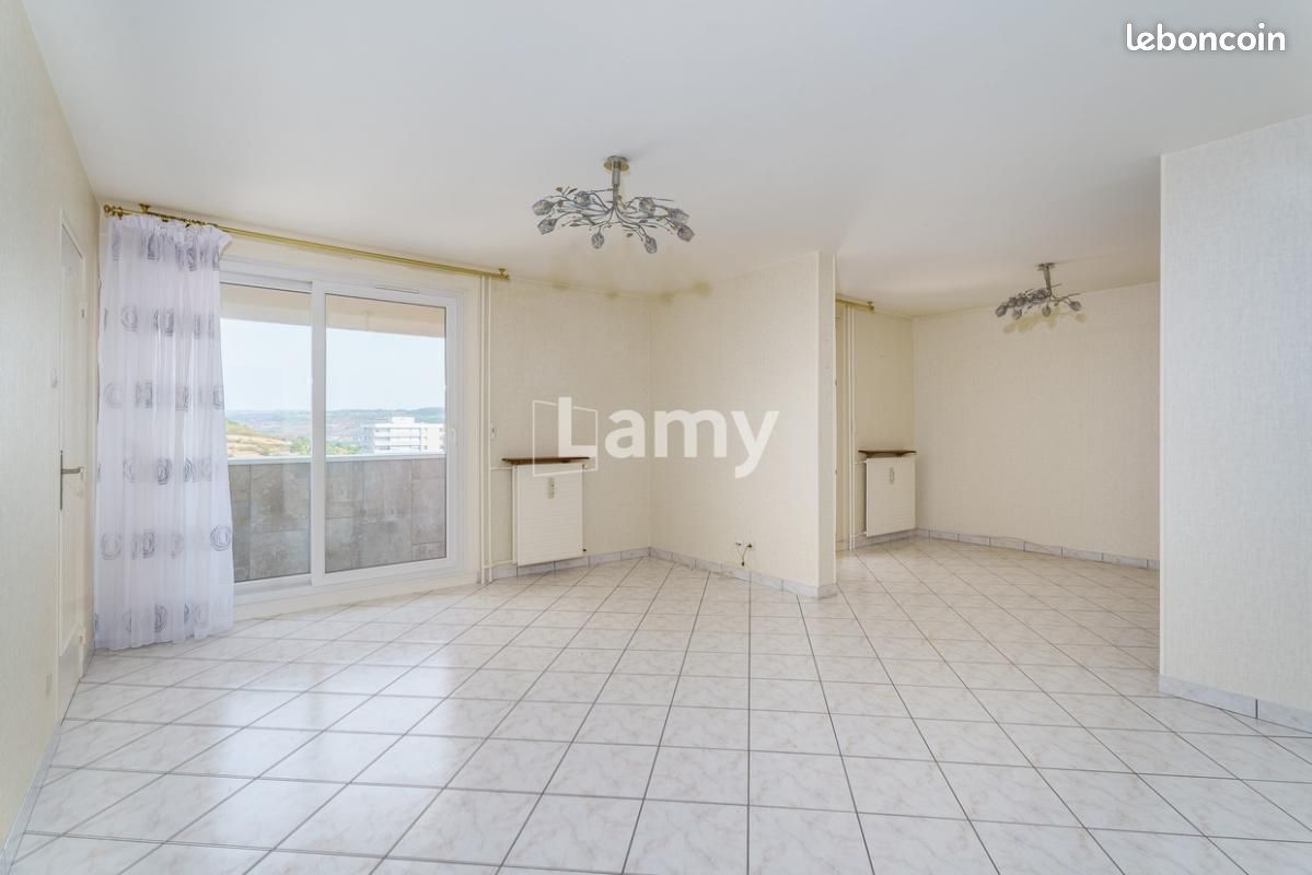 Appartement 5 pièces 96 m² · à Dijon · 96 m² · 146 000 €