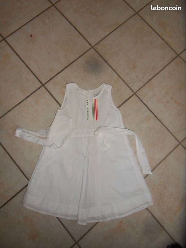 Robe 3 ans neuve (image 1)