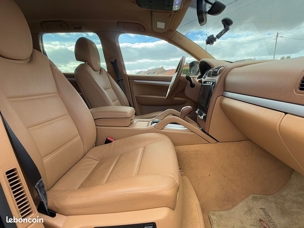 PORSCHE Cayenne S 4.8 V8 385 CV TipTronic Phase 2 - Financement à partir de 380e/Mois (image 14)
