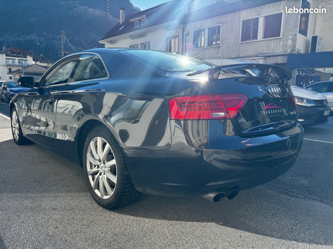 AUDI A5 A5 1.8 TFSI 177 Ambiente / première main / entretien complet Audi (image 3)