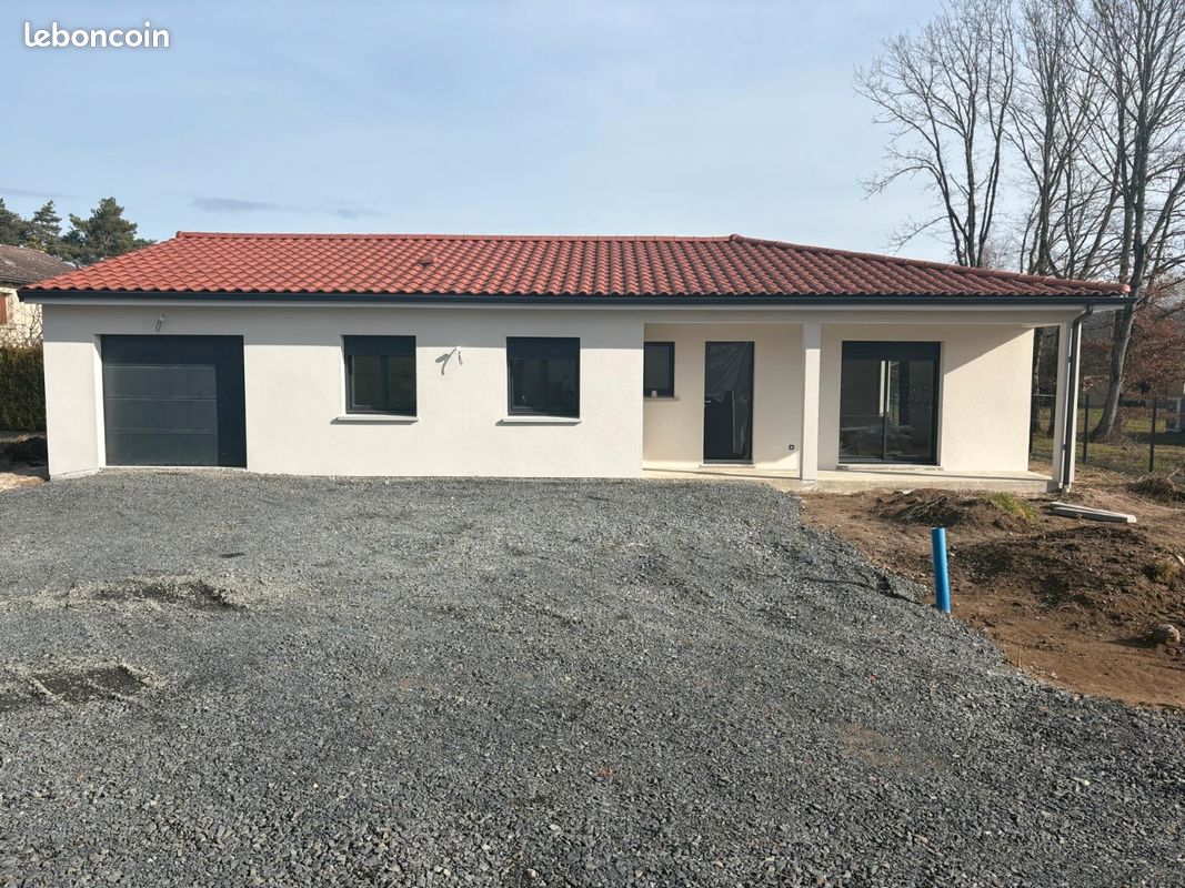 Maison 4 pièces 100 m² · à Peschadoires · 100 m² · 265 000 €