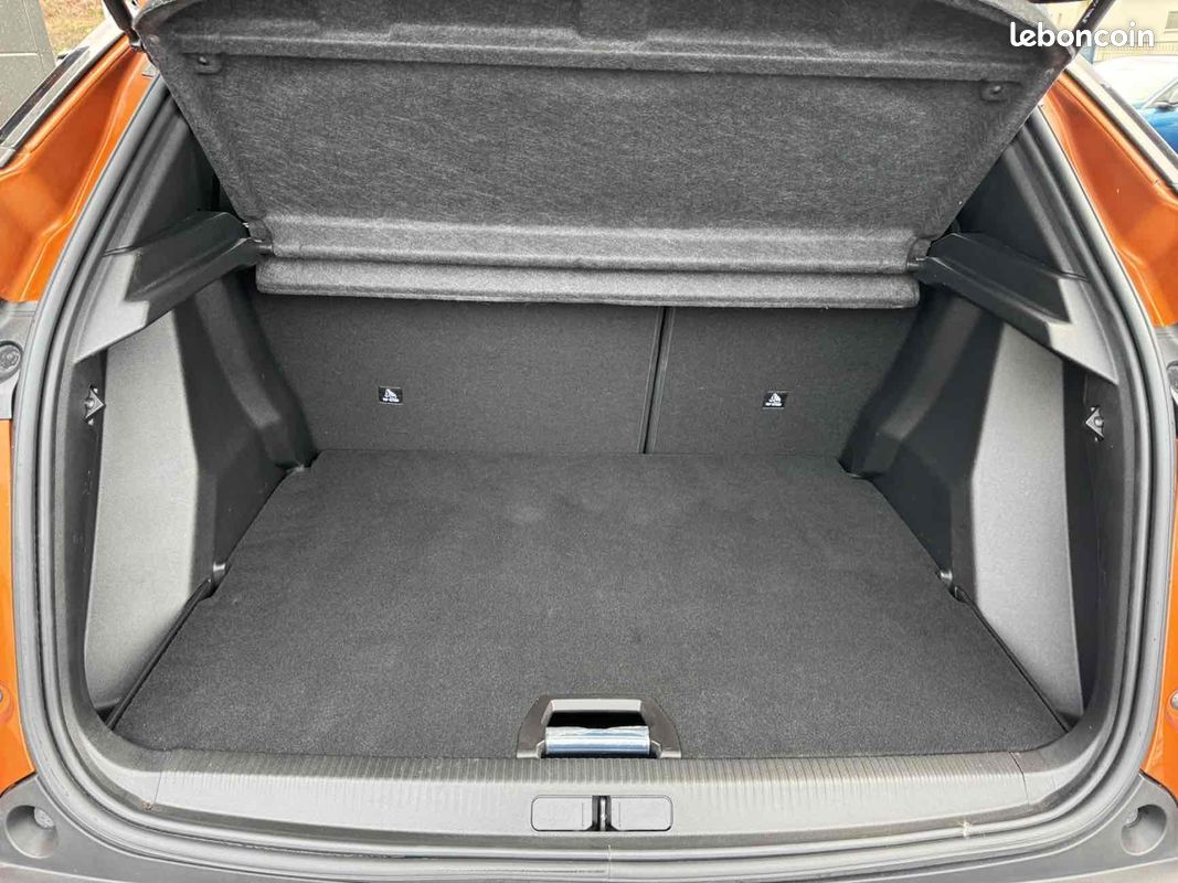Peugeot 2008 1.5 BLUEHDI 130CH S&S GT EAT8 (image 21)