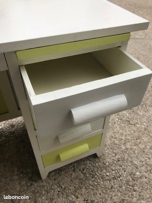 Bureau (image 3)