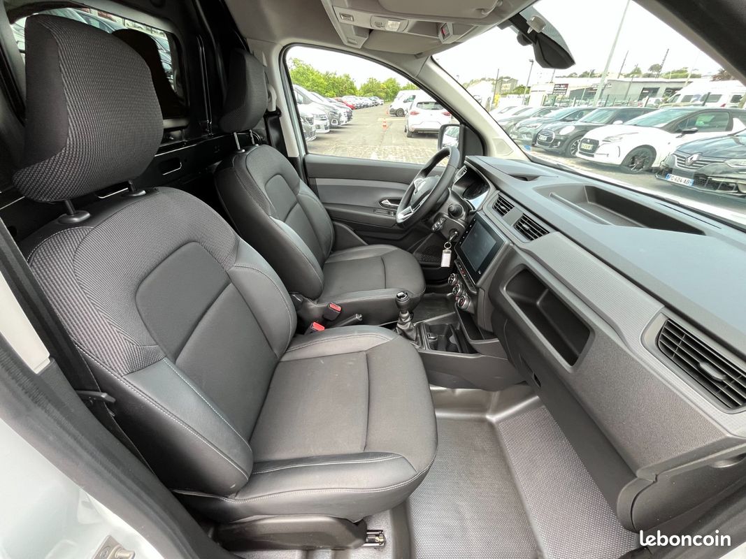 Renault EXPRESS 1.5 DCI S&S 95CV CONFORT PRIX TTC TVA RECUPERABLE (image 4)