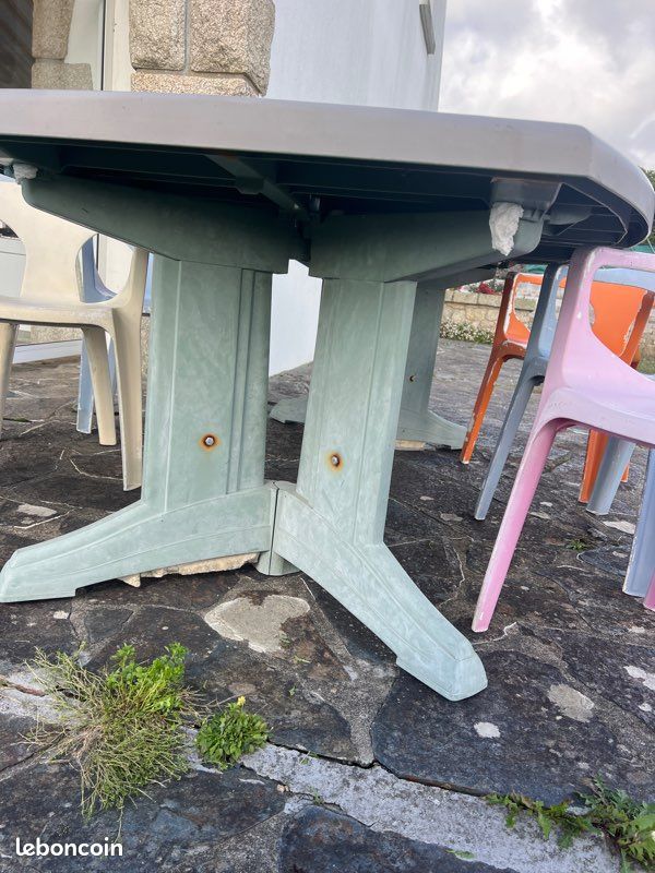 Table jardin 8 places avec 6 chaises (image 4)